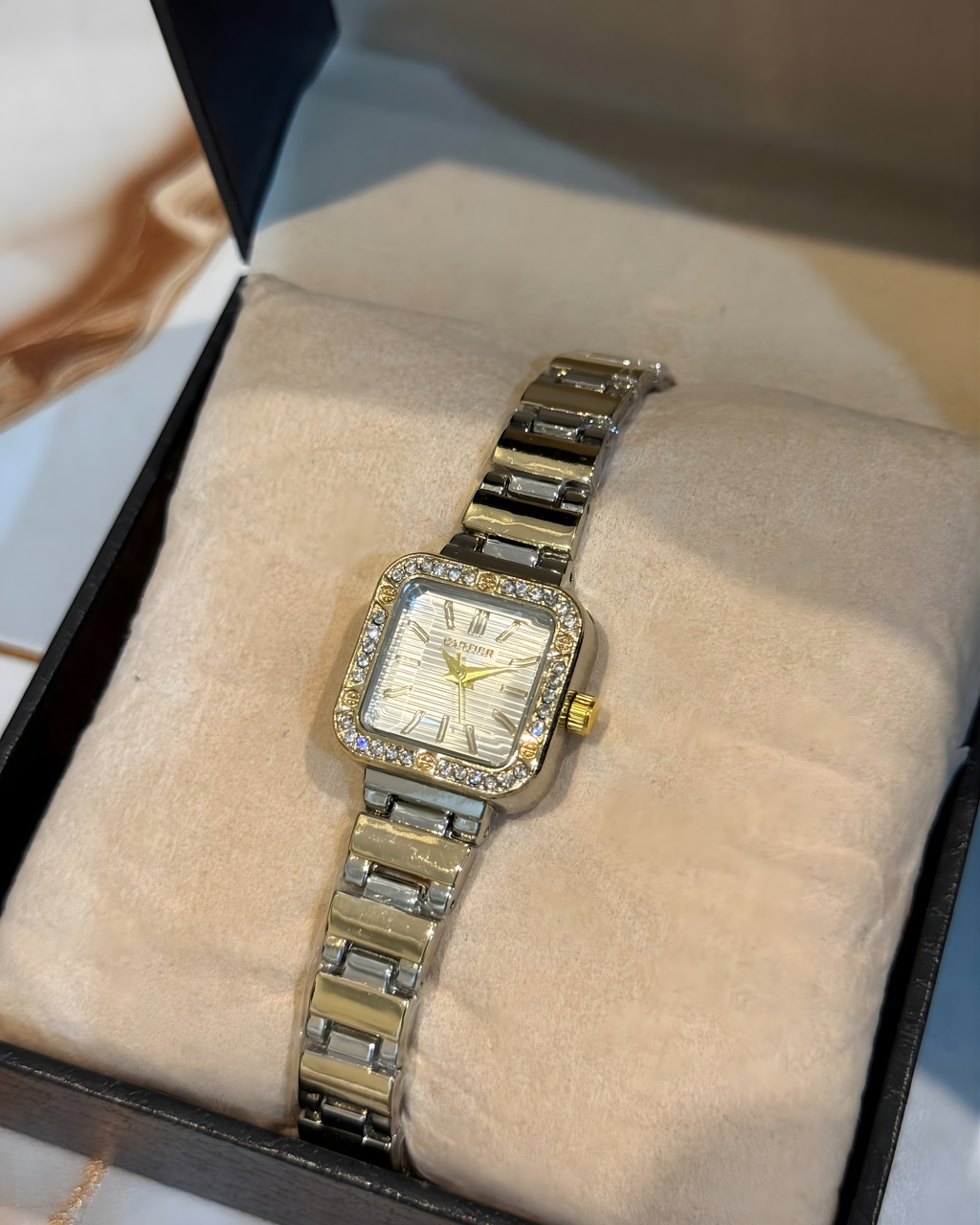 Cartier - Golden