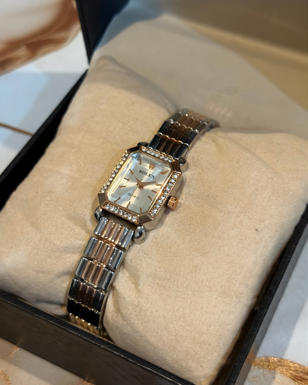 Rolex - Rose Gold Silver